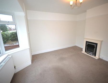 3 Bedroom Semi Detached To Let - Photo 2