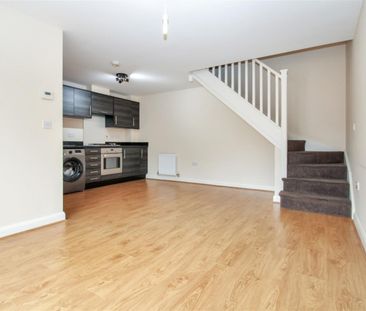 2 bedroom House To Let - Photo 3