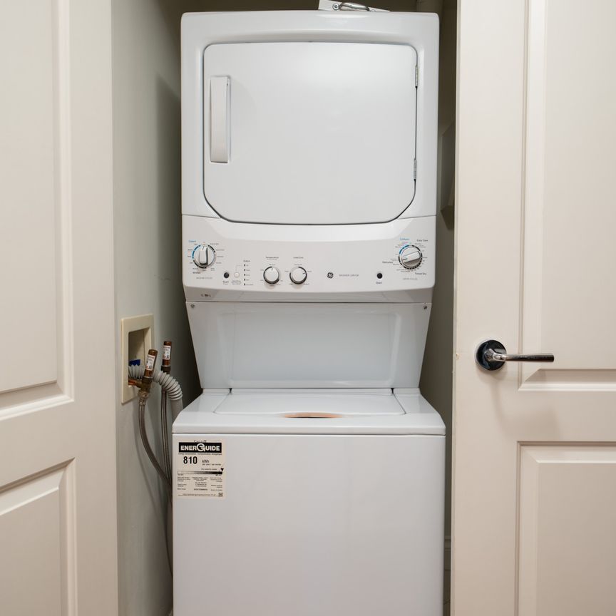 172 Victory Ship Wy (2nd Floor), North Vancouver - Photo 1