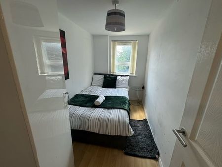 2 Bed Flat, Middlewood Street, M5 - Photo 3