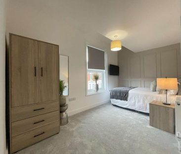 7 bedroom house of multiple occupation to rent - Photo 4