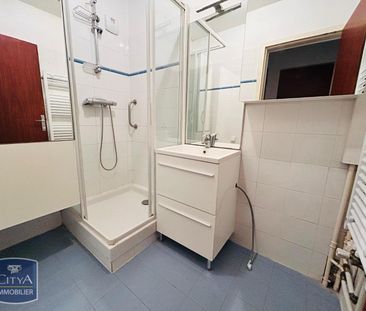 Location Appartement 4 pièces 80m² VAIRES SUR MARNE 77360 - Photo 2