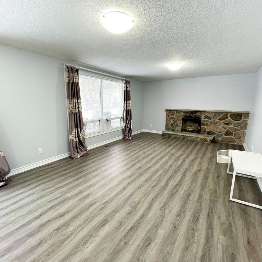 For Lease - 61 Alamosa Drive, Toronto, Ontario - Photo 1