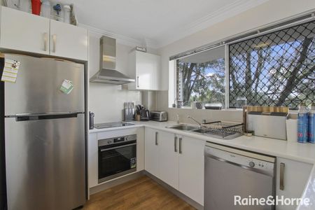 4/69 Beatrice Street, Taringa, QLD 4068 - Photo 3