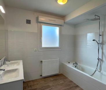 Location Maison 5 pièces 112m² ST NAZAIRE 44600 - Photo 3