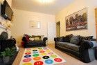 2 Bed - Stratford Grove West, Heaton - Photo 2
