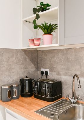 Studio Flat, Ferncliffe Road, B17 - Photo 1