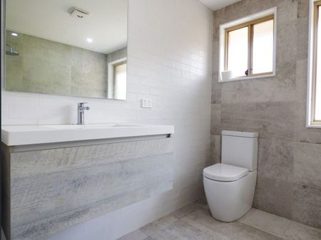 Modern Living in a Quiet, Convenient Location - Photo 2