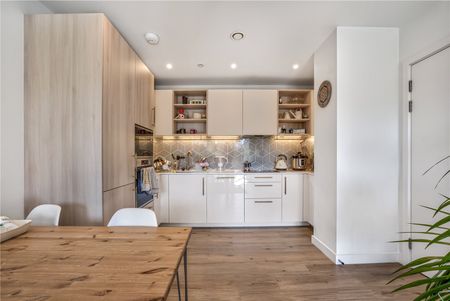 Mary Neuner Road, London, N8 0ER - Photo 4