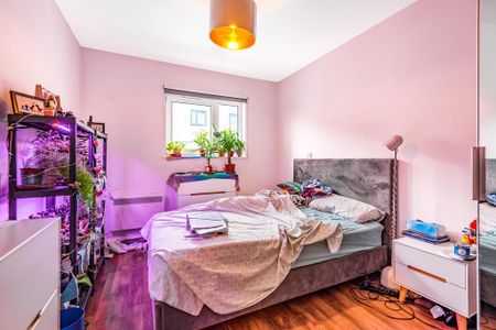 3 bedroom flat to rent - Photo 3