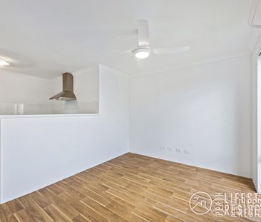 RELEAXED COASTAL LIVING - Photo 6