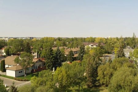 Madison Apartments — 1 Bedroom available at 1251 & 1291 McEachern Dr, Regina - Photo 3