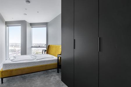 Available from 27/11/2025 - 2 Bed Apartment, Furnished - Photo 4