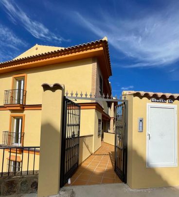 Piso de alquiler en Calle Córdoba, 286a, El Faro de Calaburra - Chaparral - Photo 1