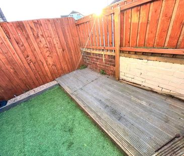 3 bedroom terraced house to rent - Photo 4