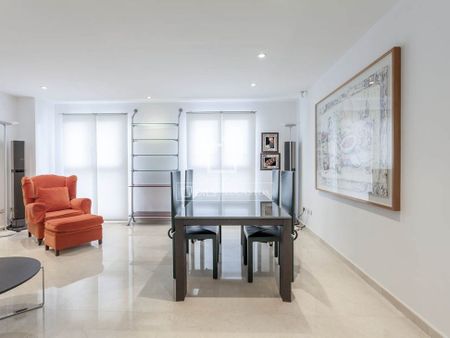 Valencia, Valencian Community 46004 - Photo 4