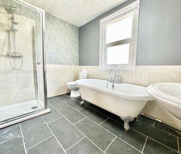 1 bedroom semi-detached house to rent - Photo 5