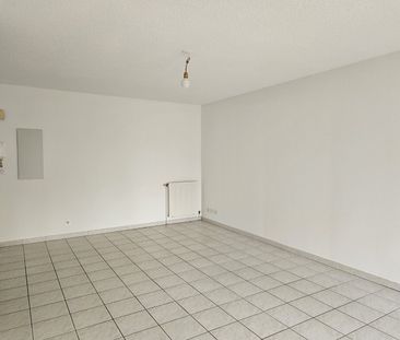 Appartement À Louer 2 Pièces , 51 M² - Photo 2