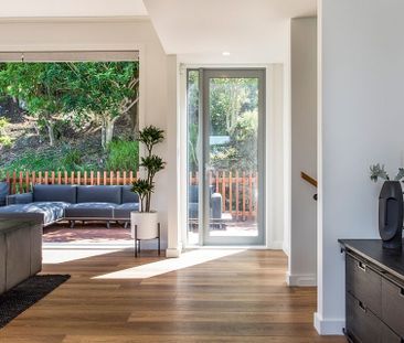 Executive living in Birkenhead - Photo 2