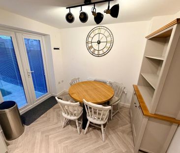 4 bedroom terraced house to rent - Photo 2