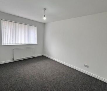 2 bedroom bungalow to rent - Photo 2