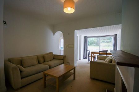 3 bedroom terraced house to rent - Photo 5