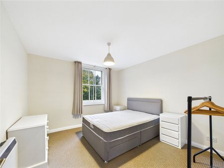 Henley Road, Ipswich, Suffolk, IP1 3SE - Photo 2