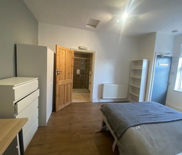 Room in a Shared House, School Road, B28 - Photo 3