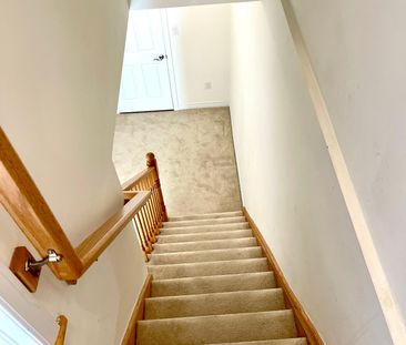 For Lease - 2280 Baronwood Drive Unit# 91, Oakville, Ontario - Photo 3