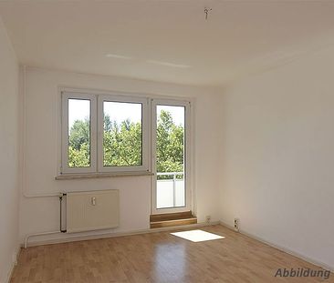 4-Raum-Wohnung Hildesheimer Straße 9 - Photo 1