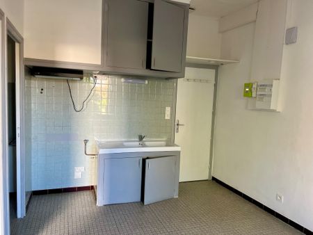 Location Appartement 1 pièce 27m² ARGELES SUR MER 66700 - Photo 4