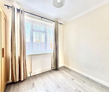 2 bedroom end of terrace house to rent - Photo 6