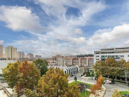 3 room luxury Apartment for rent in São Domingos de Benfica, Portugal - Photo 4