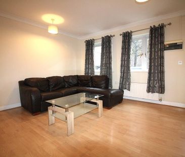 2 bedroom ground floor flat to rent - Photo 6