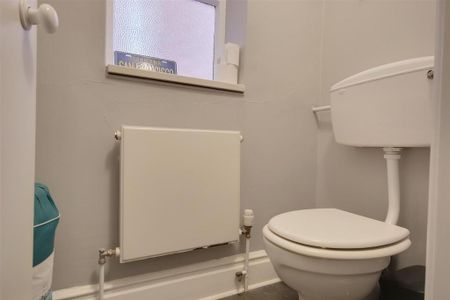 1 bedroom property to rent - Photo 5