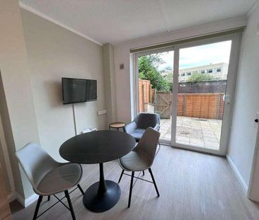 Wells Road, Bath, Somerset, BA2 - Photo 3