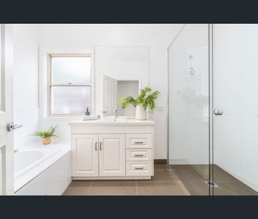 2/17 Addis Street, Geelong West, Vic 3218 - Photo 2