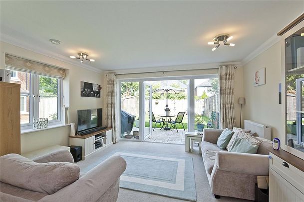 2 bedroom semi-detached house to rent - Photo 1