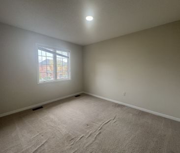 For Lease - 158 Lavery Heights, Milton, Ontario - Photo 6