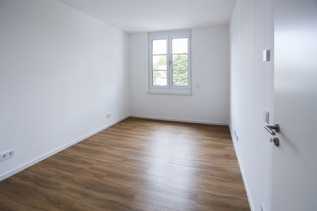 Schöne und ideal geschnittene 2-Zi.-Wohnung mit Balkon - hell und barrierefrei in Köpenick - Foto 3