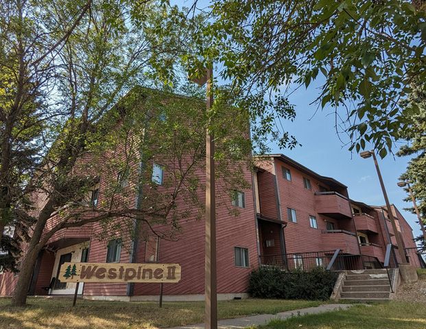 West Pine Apartments | 3155 Westwood Dr, Prince George - Photo 1