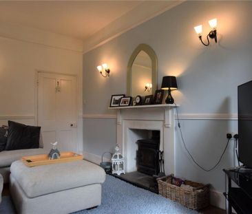 4 bedroom detached house to rent - Photo 3