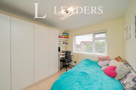 3 bedroom house to rent Lache Hall Crescent, CH4 - Photo 3