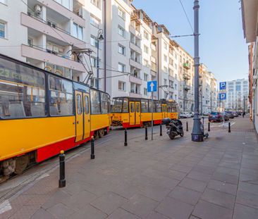 Dw. Wileński , 1 pokój , oddzielna kuchnia, balkon - Photo 4