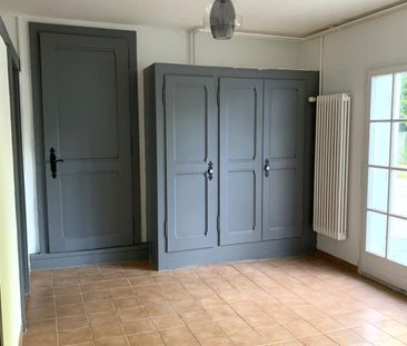 Maison atypique avec accès au lac et place d'amarrage - Photo 2