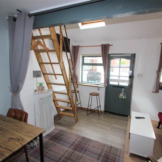 33b Lockview Road, Belfast, BT9 5FH - Photo 1