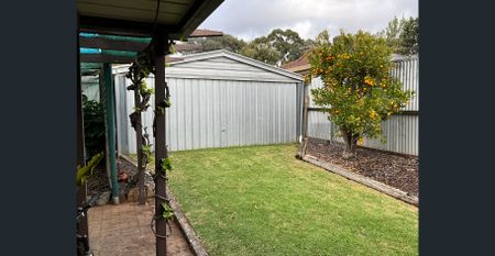 LOADS OF SPACE FOR THE FAMILY! - Photo 4