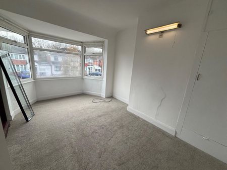3 bedroom House To Let - Photo 4
