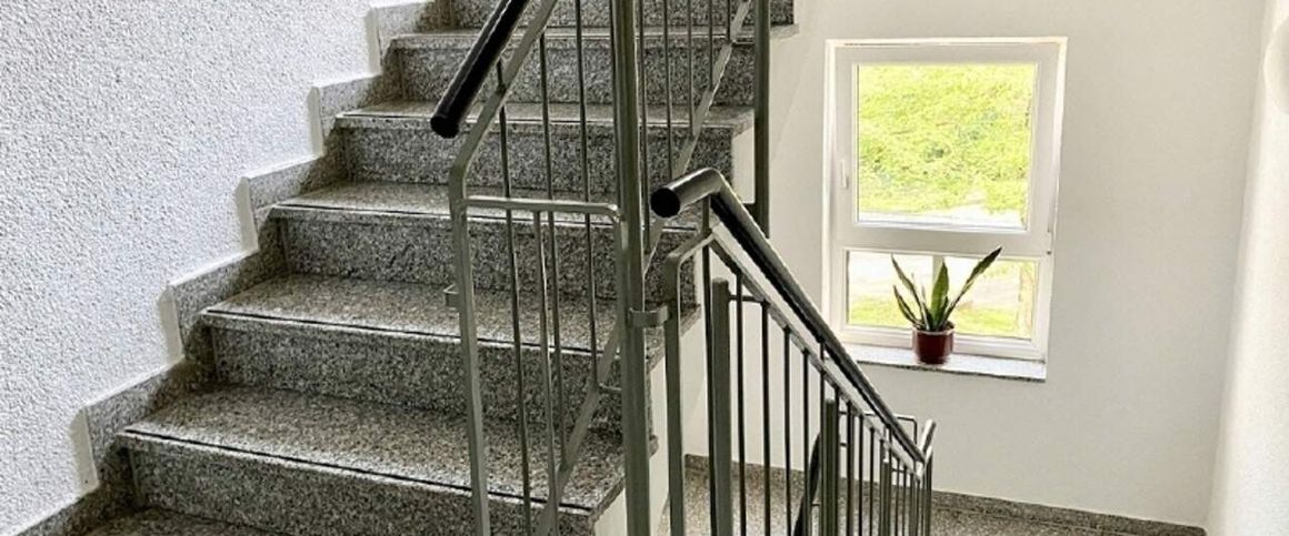 Wohlfühlen in Chemnitz – Helle 1-Zimmer-Wohnung mit Balkon & TG-Stellplatz - Foto 1