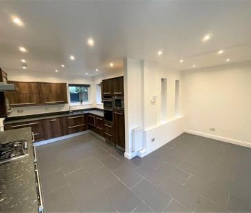 4 Bedroom Detached To Let - Photo 5